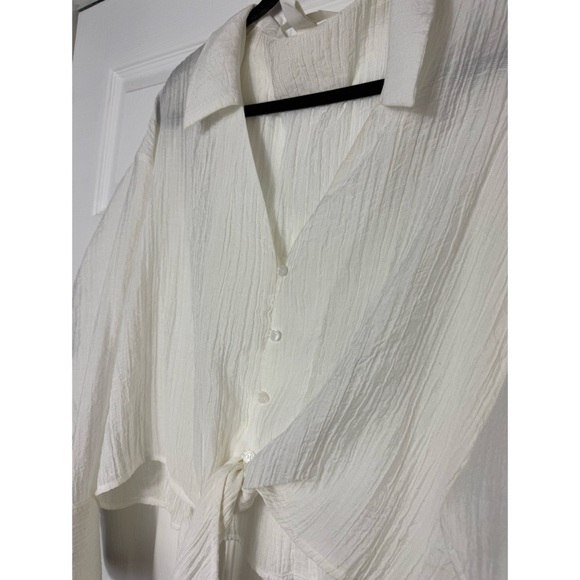 H&M White Crinkled Semi Sheer V-Neck Long Sleeve Button Tie Front Top L - Picture 3 of 9
